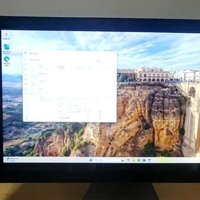 Zen AiO ZN240IC